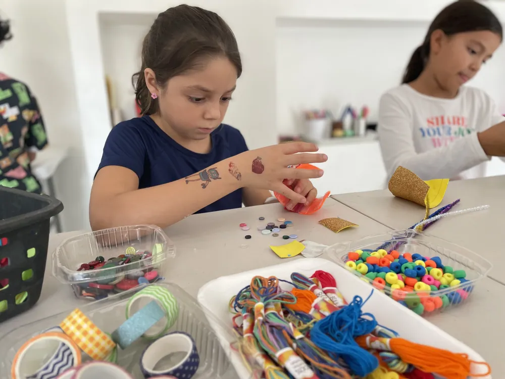Learners in the elementary studio doing hands on project work at Acton Academy El Salvador